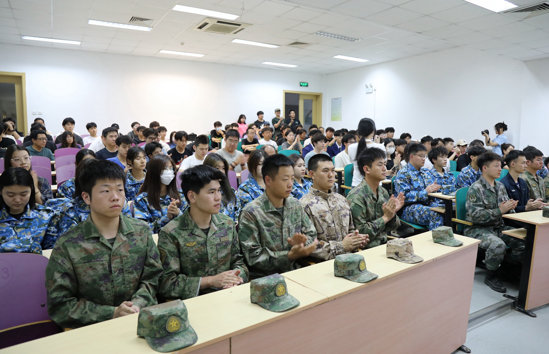 1718239712698171.jpg 5.jpg